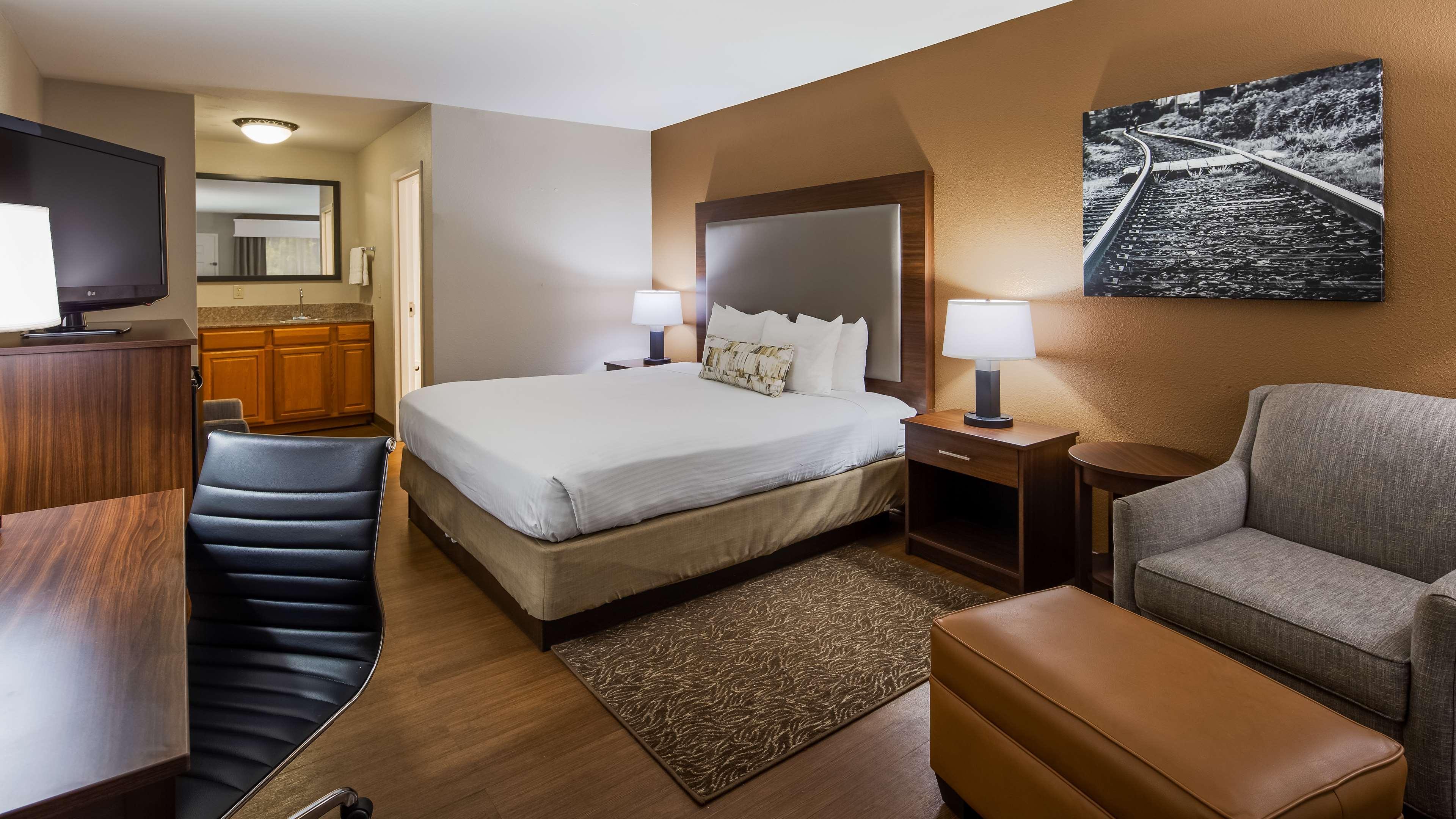 Best Western Shenandoah Inn Newnan Exterior photo