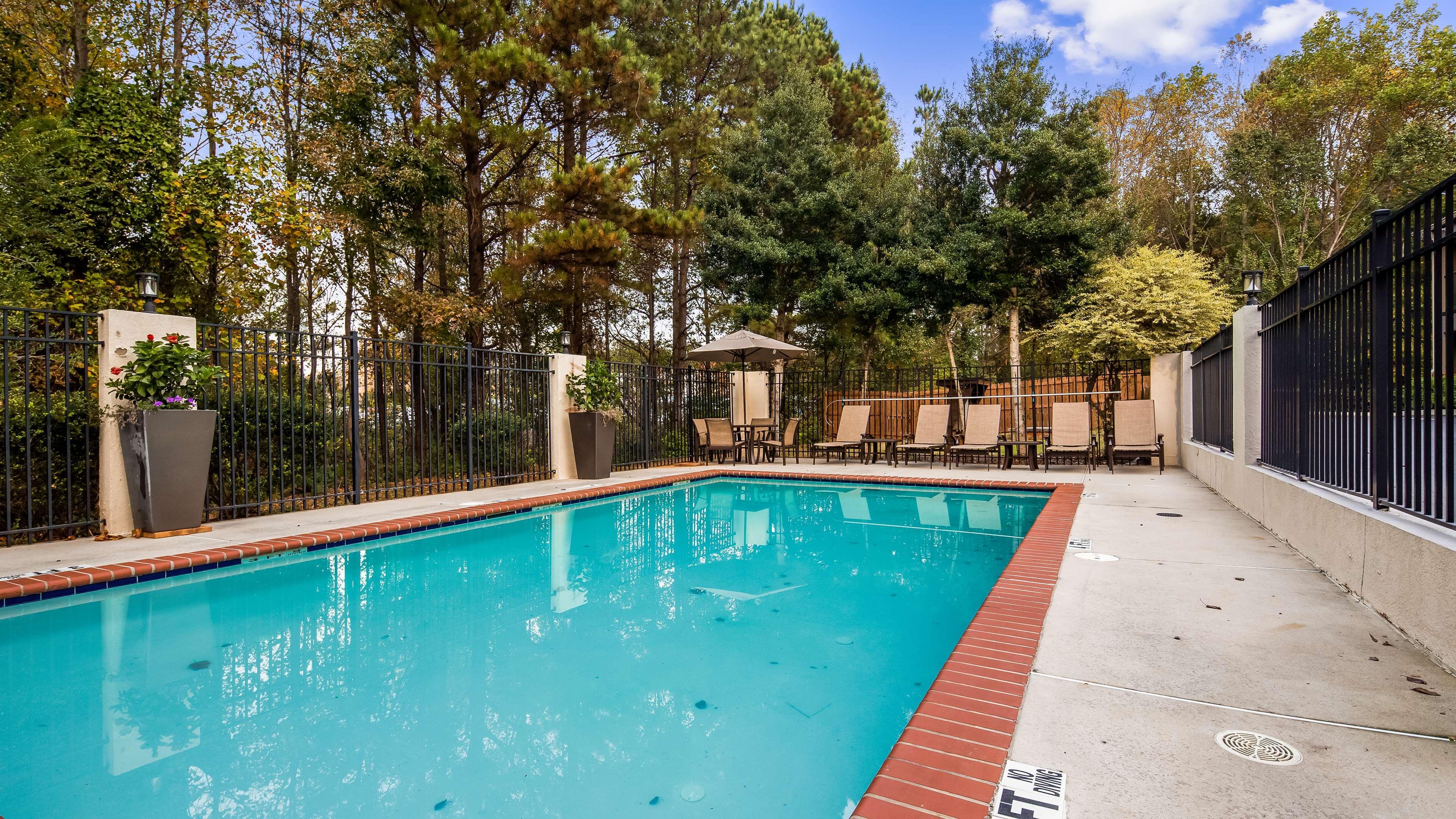 Best Western Shenandoah Inn Newnan Exterior photo